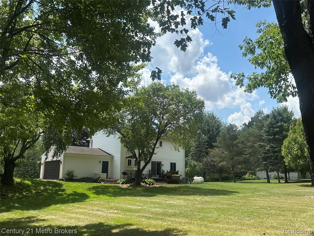 845 Hillsdale Lane, Ortonville, MI 48462 — Photo 6