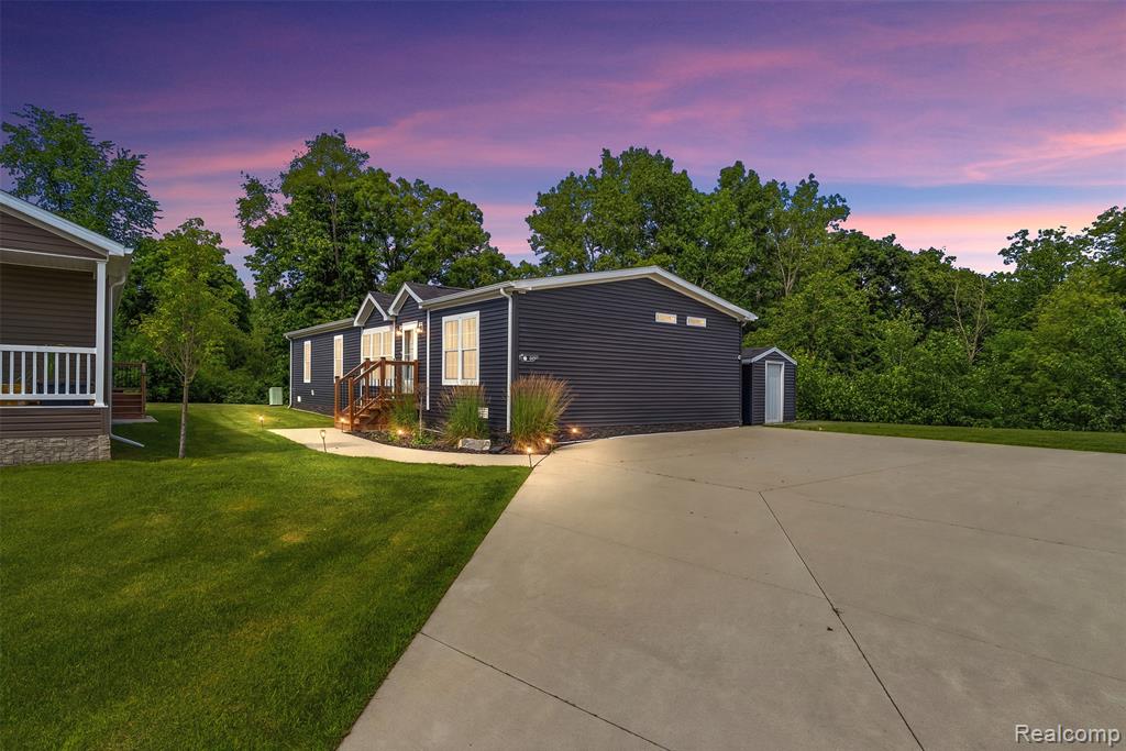6450 Prince Boulevard, Fenton, MI 48430 — Photo 3