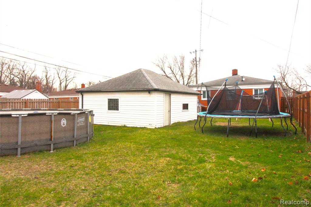 32474 Leona Street, Garden City, MI — Photo 28