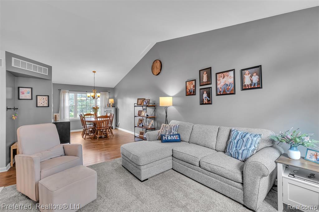 7363 Hideaway Drive, Ypsilanti, MI 48197 — Photo 9