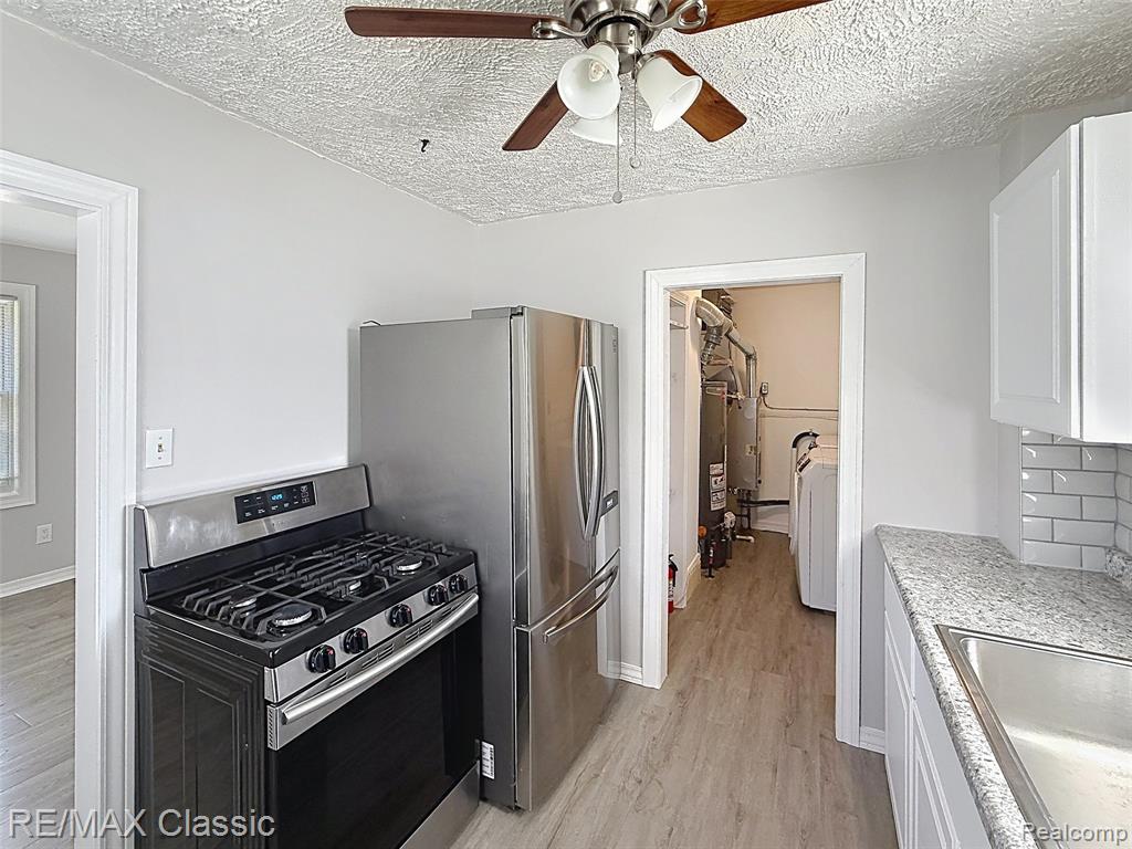 28455 Birchlawn Street, Garden City, MI — Photo 9