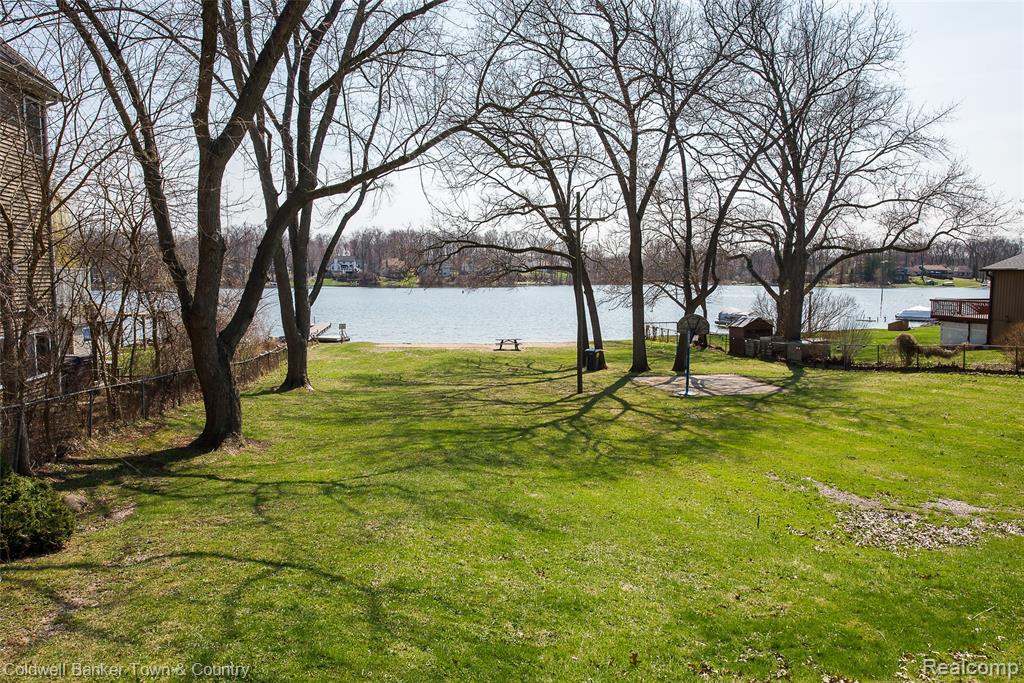 11634 Island Court, Hartland, MI 48353 — Photo 53