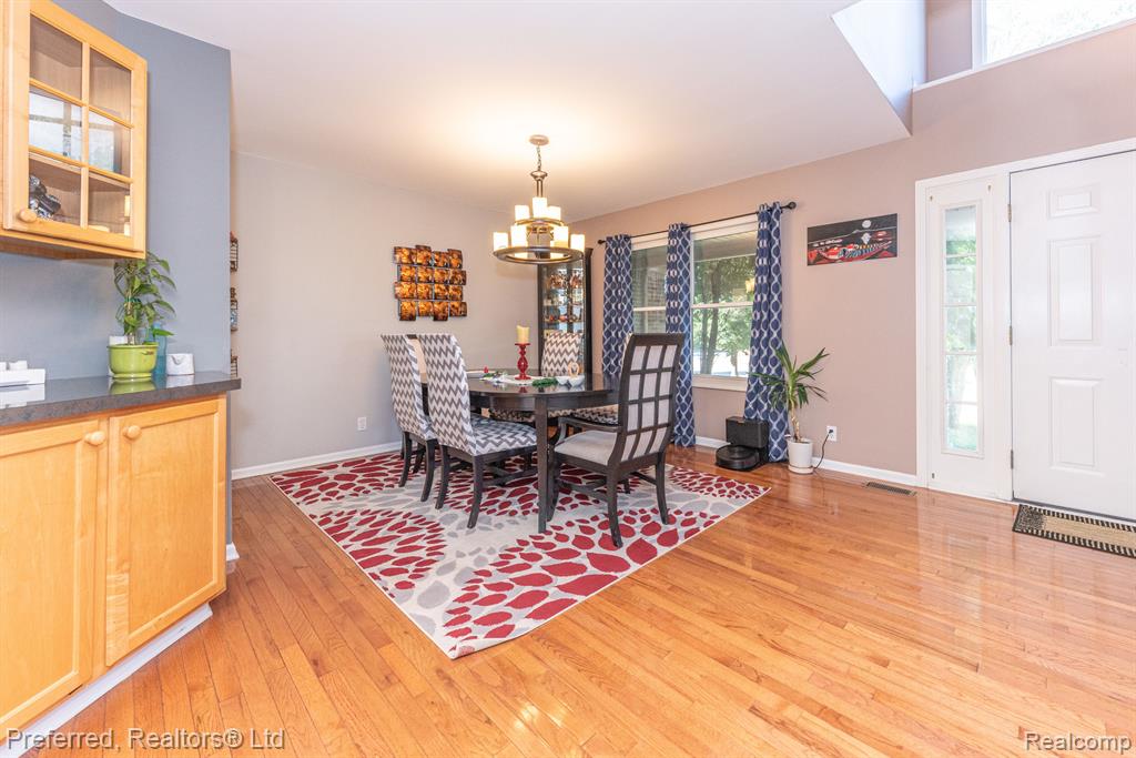 3104 SPRING HOLLOW, Ann Arbor, MI 48105 — Photo 14