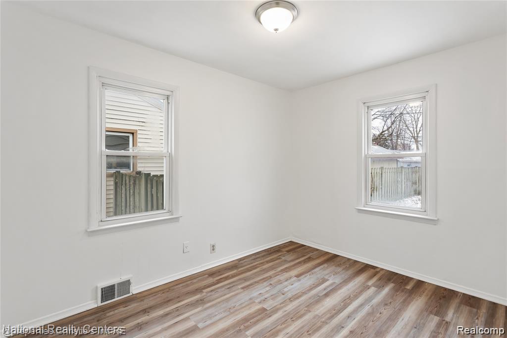6027 Wilmer Street, Westland, MI — Photo 14