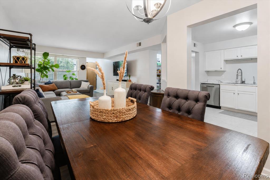 61025 Greenwood Drive, South Lyon, MI 48178 — Photo 11