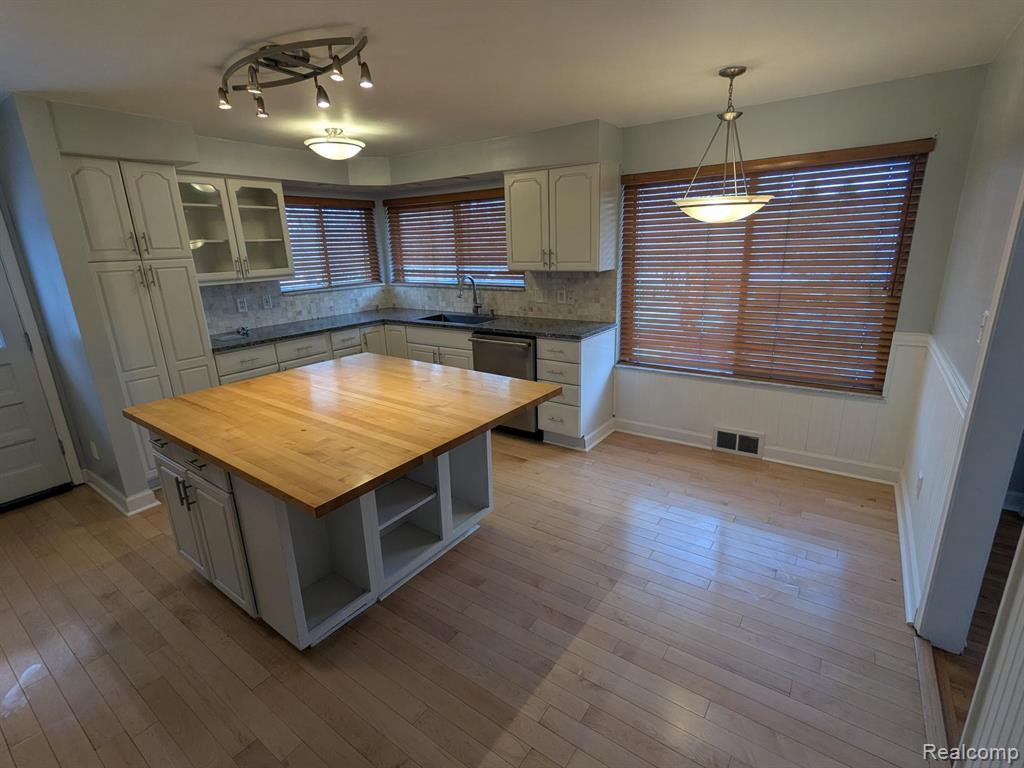5155 Greenview, Clarkston, MI 48348 — Photo 5