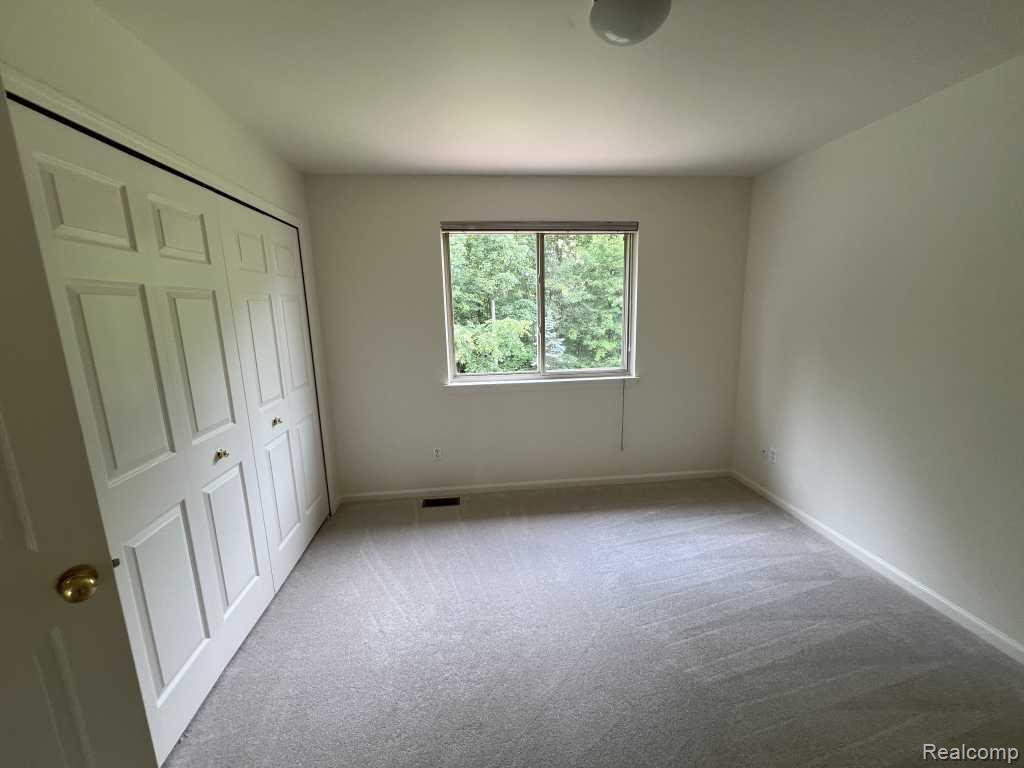 5931 Cedar Ridge Drive, Ann Arbor, MI 48103 — Photo 14
