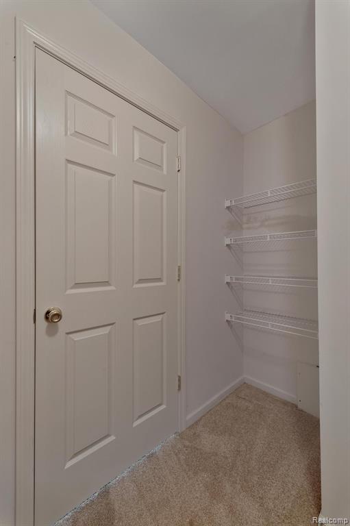 46254 CAVALIER Drive, Macomb, MI 48044 — Photo 32