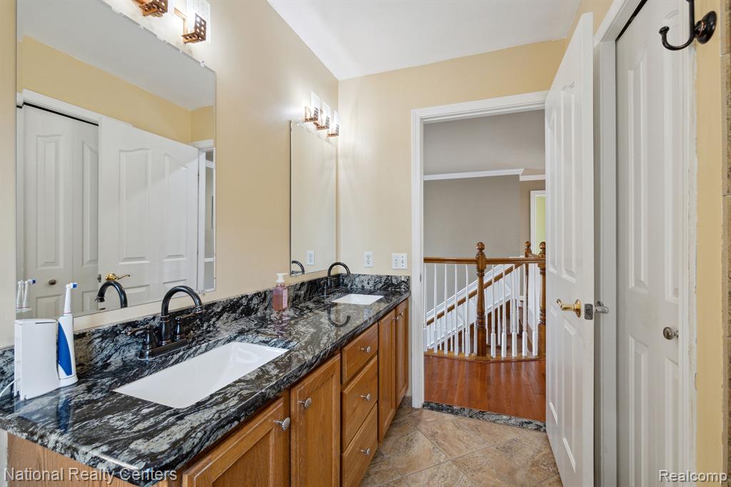 50983 WESTON Drive, Plymouth, MI 48170 — Photo 40