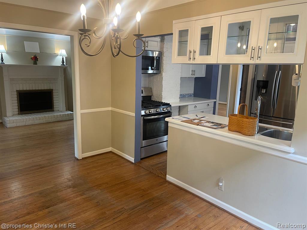 532 SAINT CLAIR Street, Grosse Pointe, MI 48230 — Photo 19
