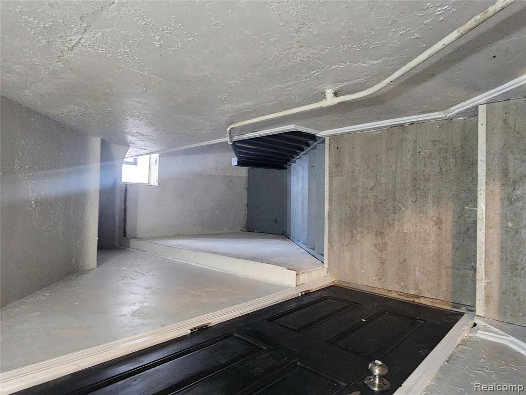 15000 Mayfield Street, Detroit, MI 48205 — Photo 16