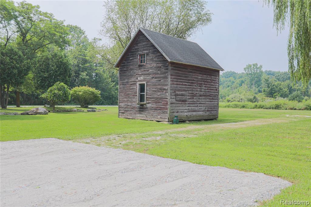 7284 Beard Road, Clyde, MI 48049 — Photo 18