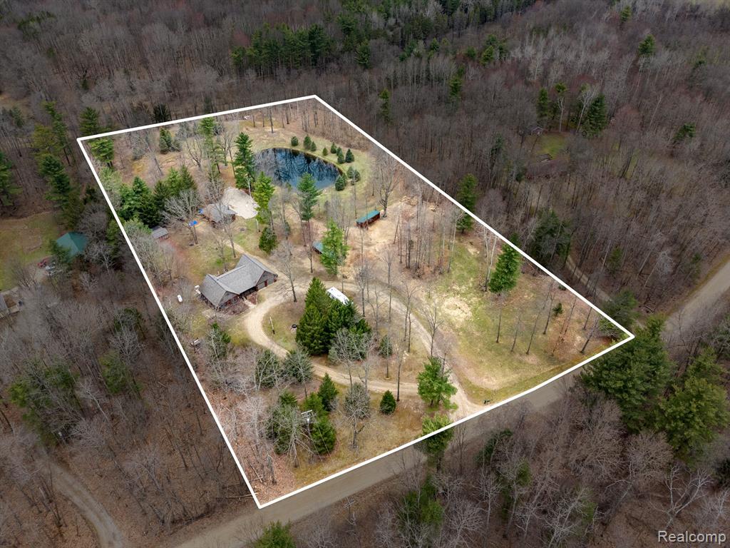 4824 Little Cedar Creek Drive, Attica, MI 48412 — Photo 3
