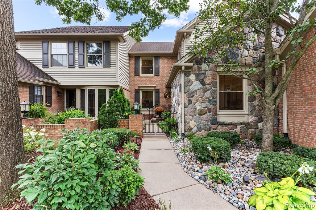 4544 Golf View Drive, Brighton, MI 48116 — Photo 48