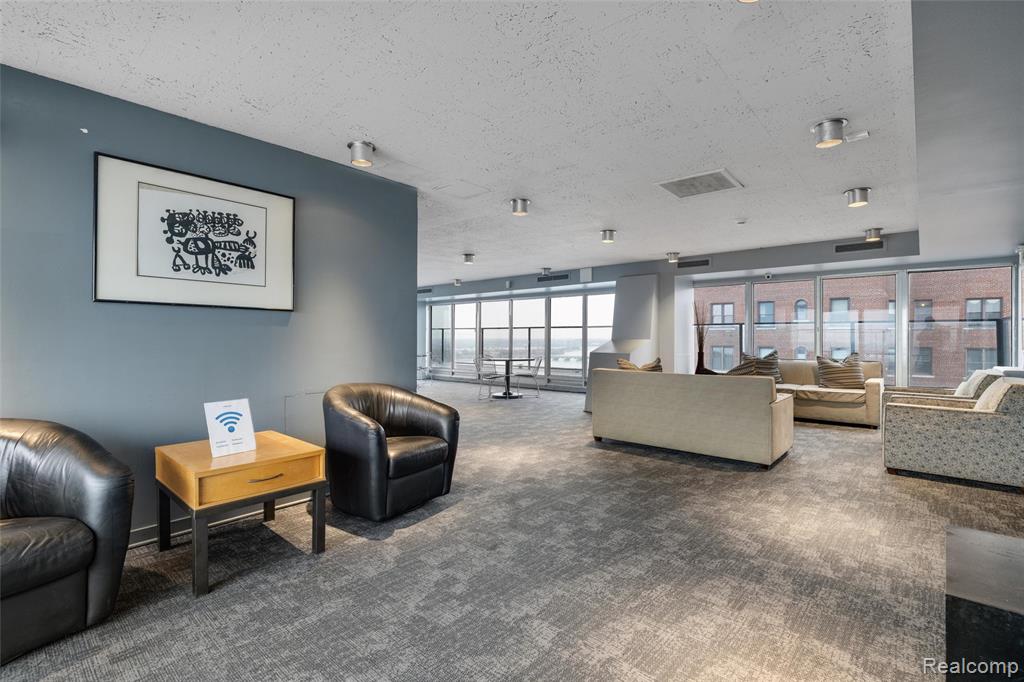 8200 E Jefferson Avenue, 506, Detroit, MI 48214 — Photo 31