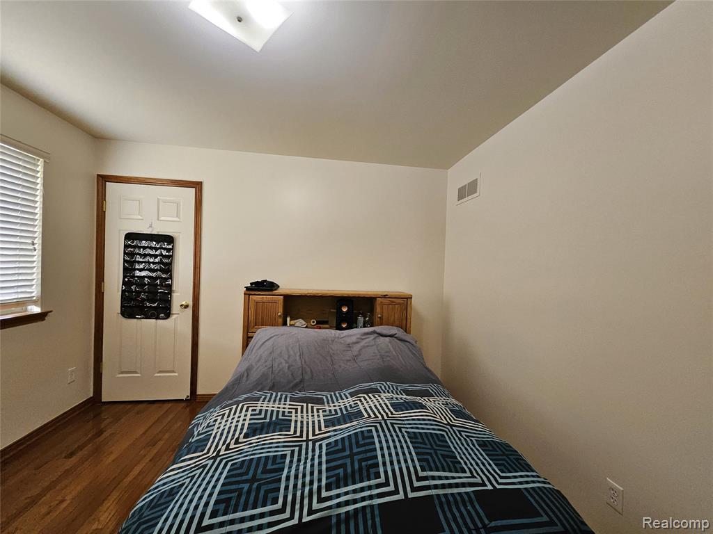 15801 Toulouse, Fraser, MI 48026 — Photo 21