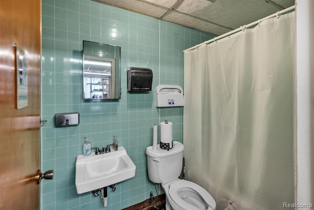 3768 Field Street, Detroit, MI 48214 — Photo 8