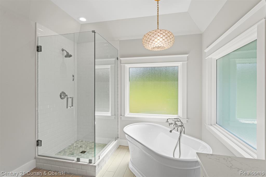 7064 CEDARBANK Drive, West Bloomfield, MI 48324 — Photo 34