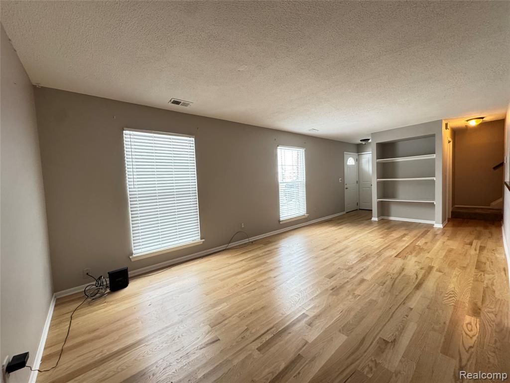 6958 Harvard Lane, Canton, MI 48187 — Photo 15