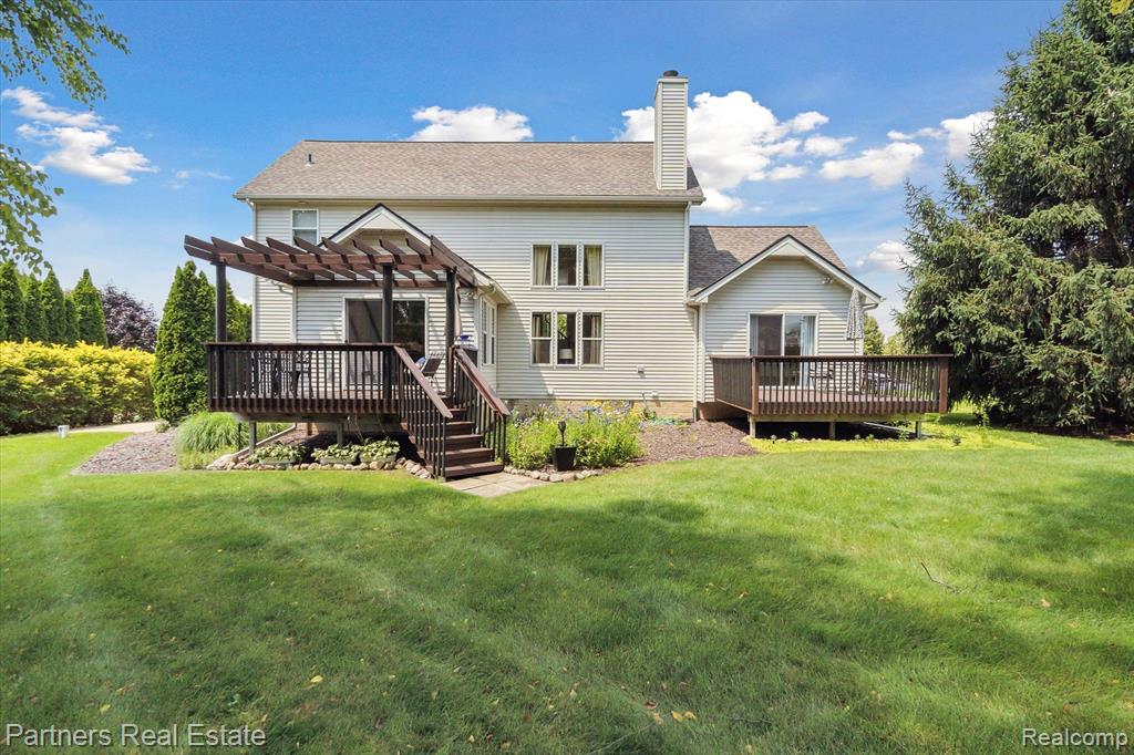822 SADDLE CLUB Lane, Howell, MI 48843 — Photo 39