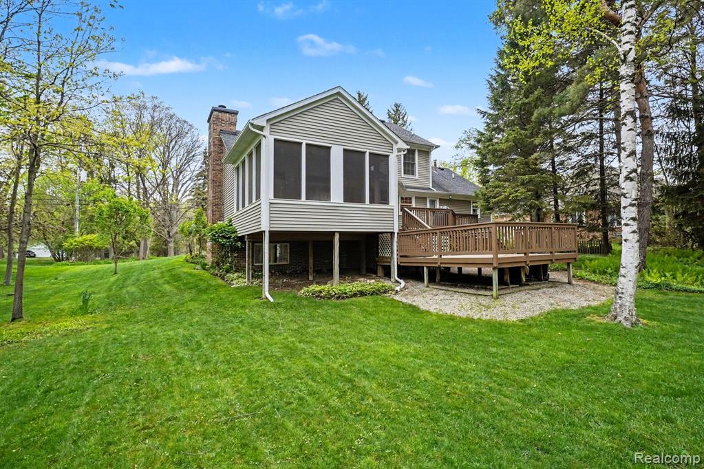 7690 Allen Road, Clarkston, MI 48348 — Photo 38
