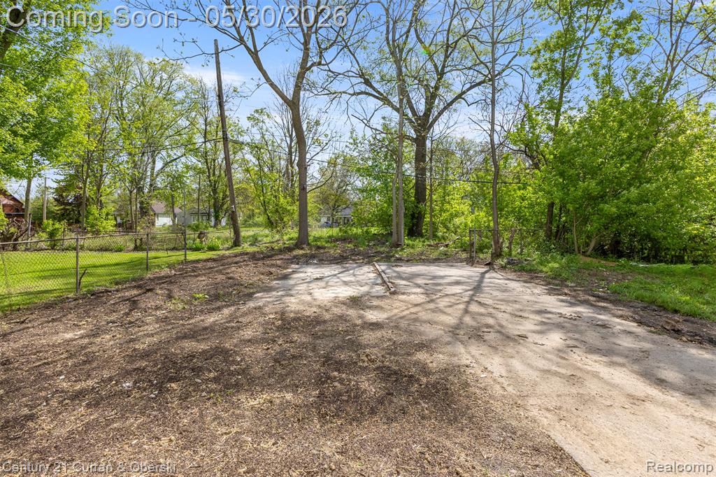 14190 Pierson Street, Detroit, MI 48223 — Photo 19