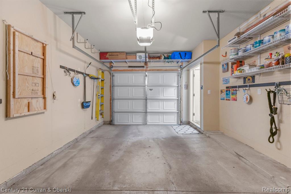 23070 FAIRLANE Boulevard, Woodhaven, MI 48183 — Photo 19