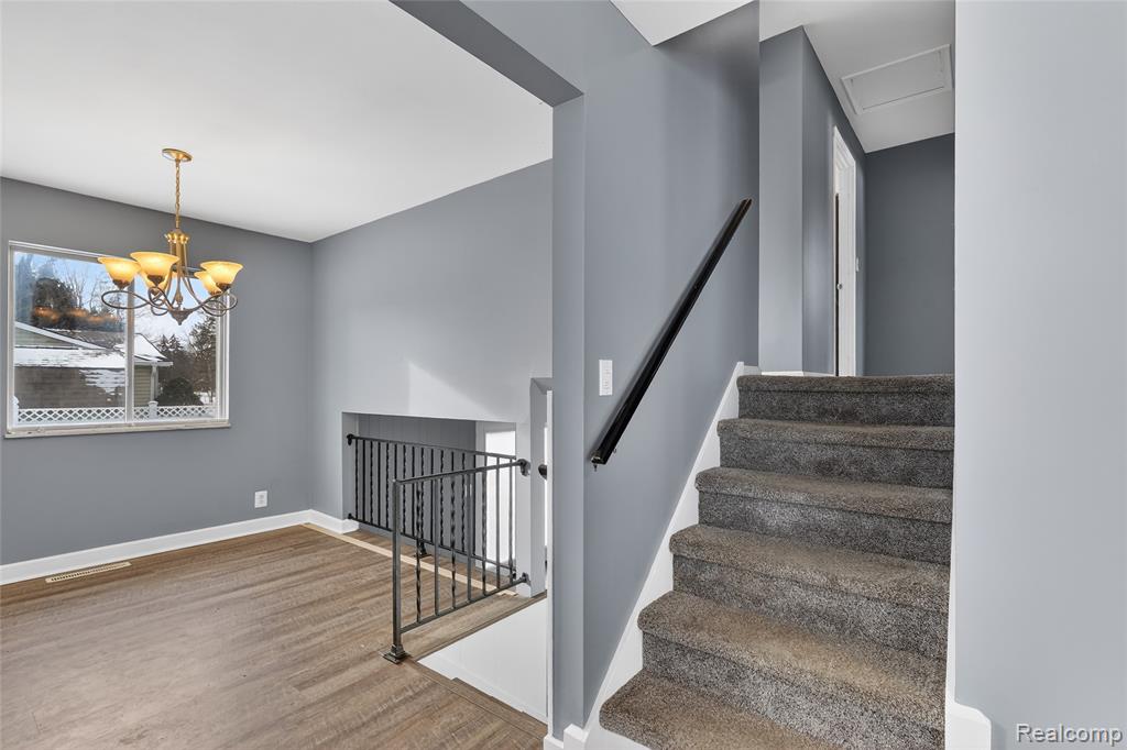 4199 Sheraton Drive, Flint, MI 48532 — Photo 10