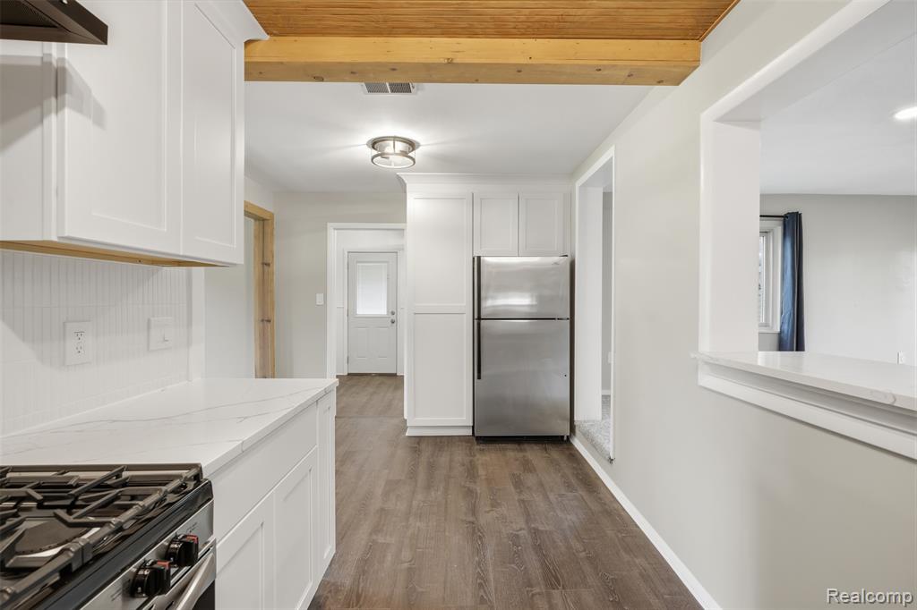 9081 Marlowe Avenue, Plymouth, MI 48170 — Photo 11
