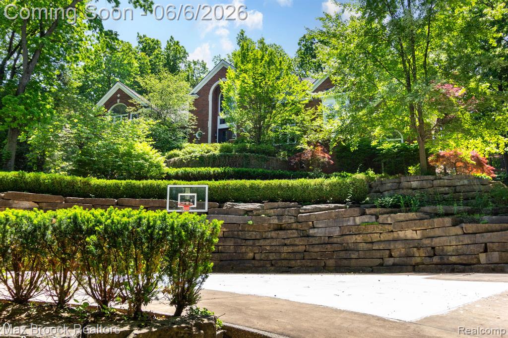 6604 College Park, Clarkston, MI — Photo 4