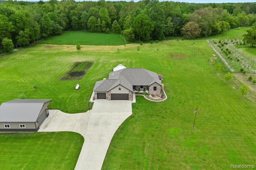 6035 Beard Road, Byron, MI 48418 — Photo 37
