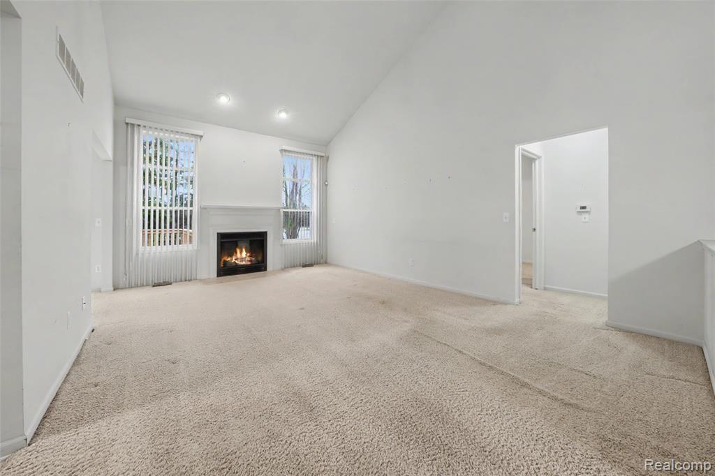 45467 Coachfort Drive, Macomb, MI 48044 — Photo 14