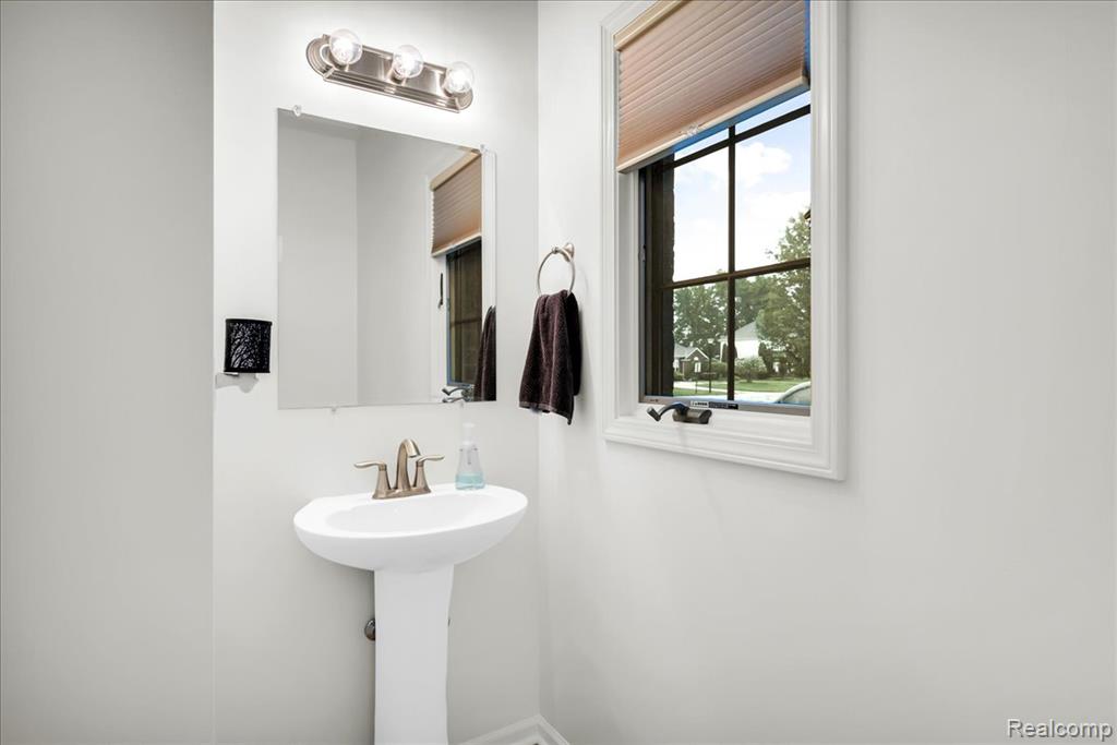 2376 Joseph Tamron Drive W, St. Clair, MI 48079 — Photo 15