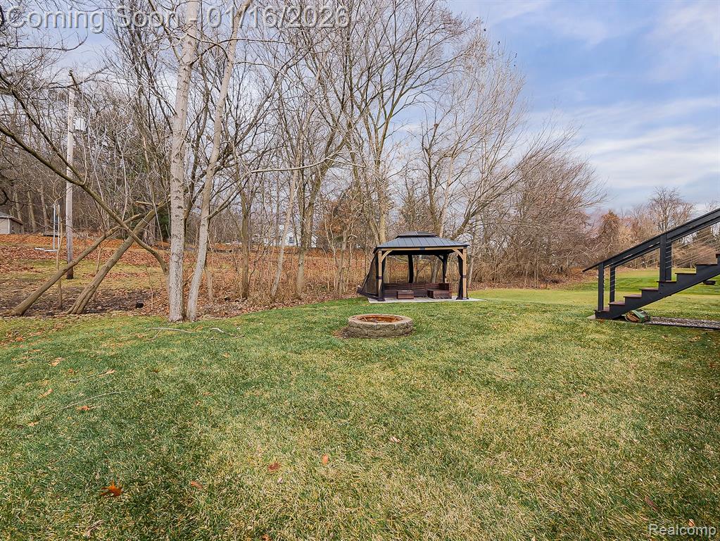 337 Beaver Run, Holly, MI, 48442