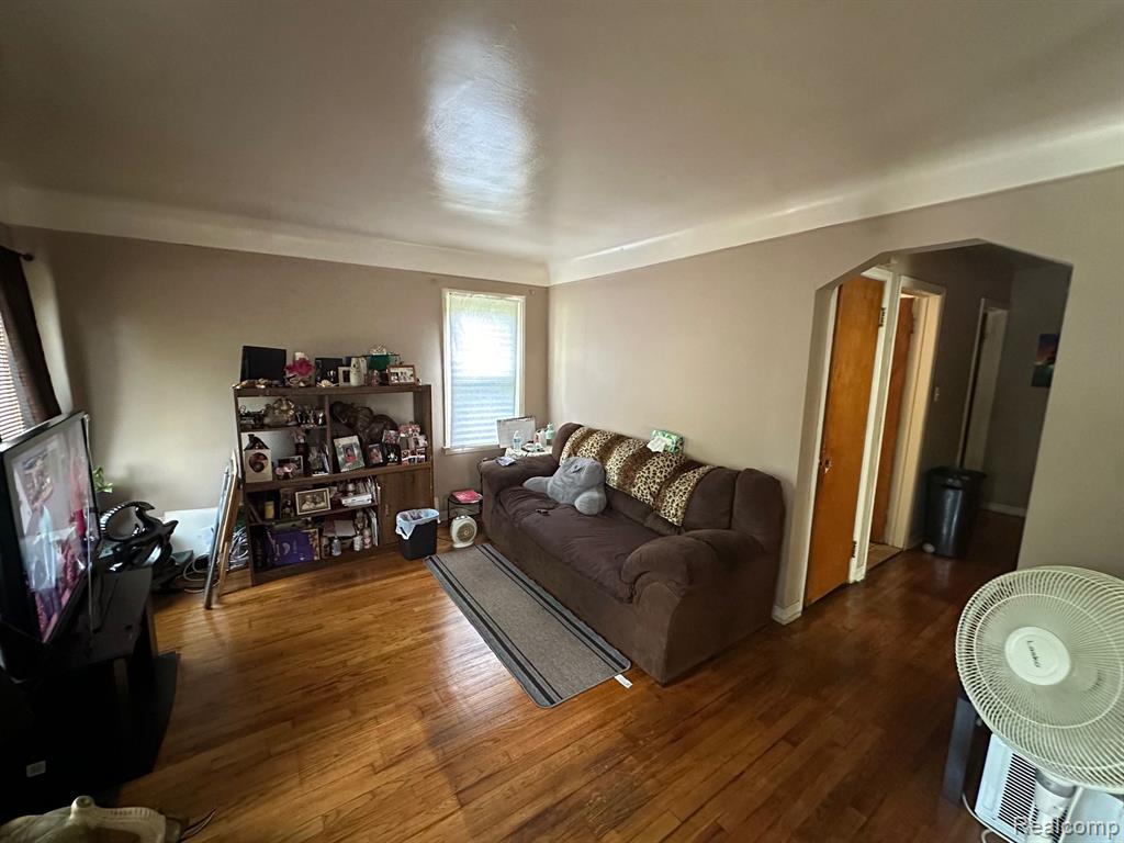 8036 BRAMELL, Redford, MI 48239 — Photo 2