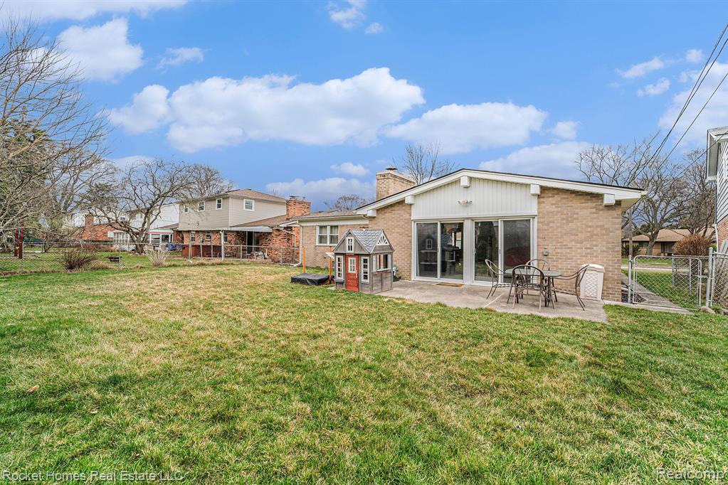 8731 Binney Drive, Warren, MI 48093 — Photo 25