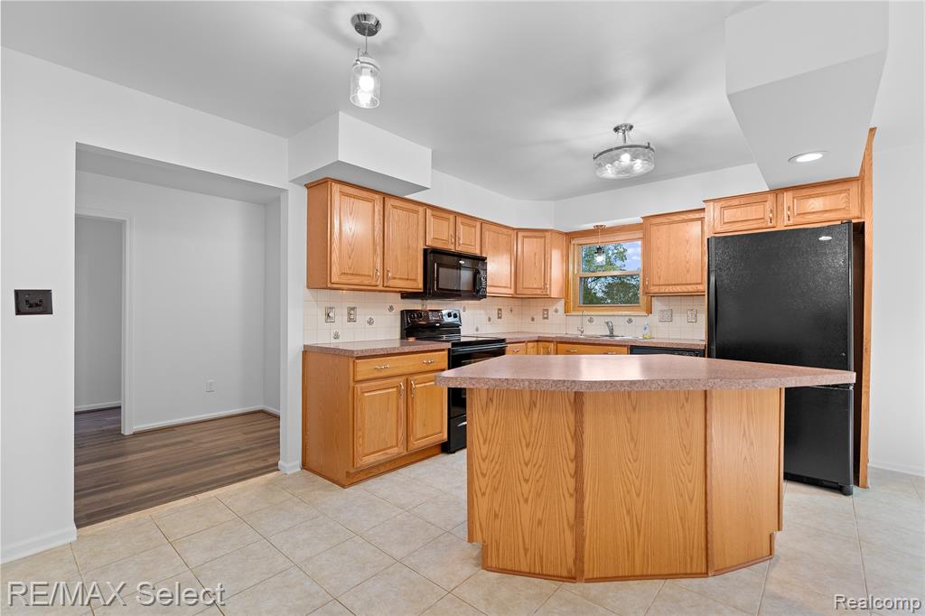 15451 Whitaker Road, Linden, MI 48451 — Photo 13