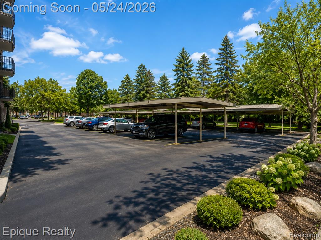 1050 Wall Street, 8F, Ann Arbor, MI 48105 — Photo 20