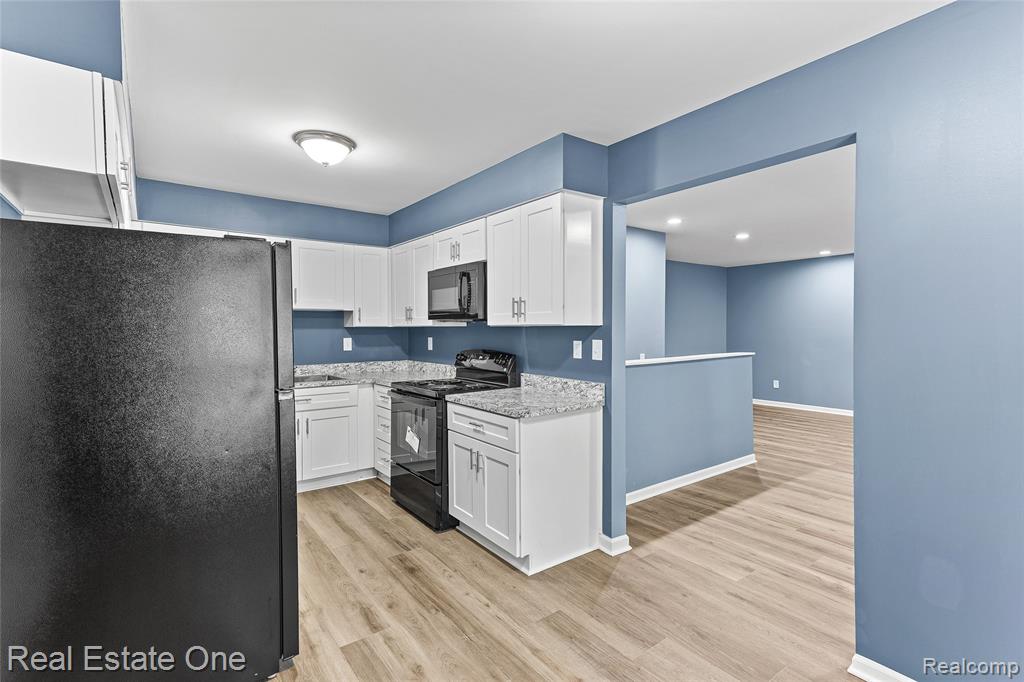 2509 Golden Shores Drive, Fenton, MI 48430 — Photo 8