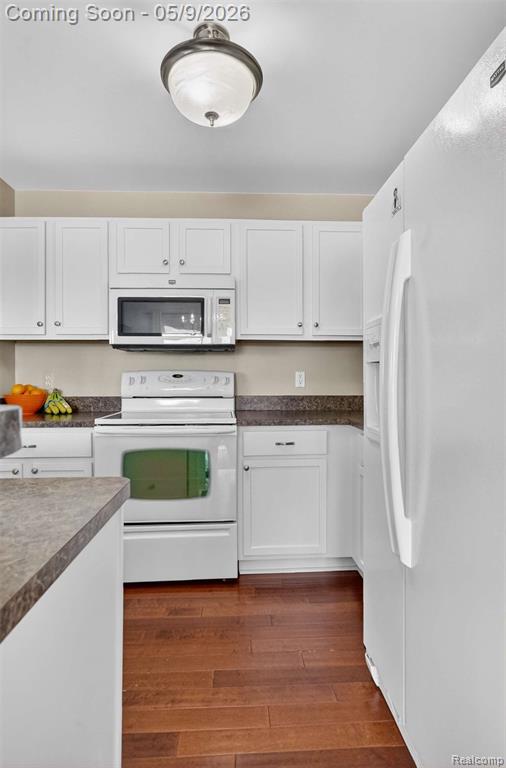 50371 Corey Ave, Chesterfield, MI — Photo 9