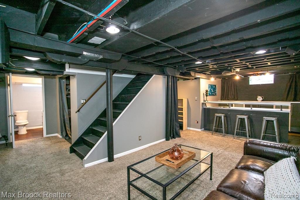 10475 Vernon Avenue, Huntington Woods, MI — Photo 46
