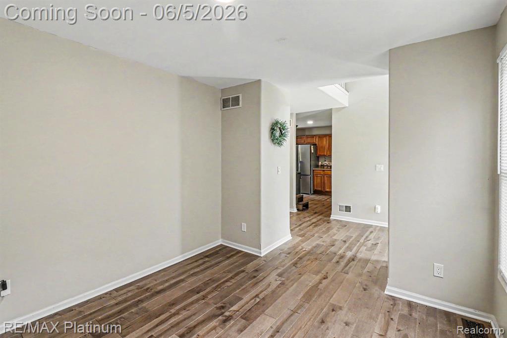 9731 Fountain Lane, Fowlerville, MI 48836 — Photo 10
