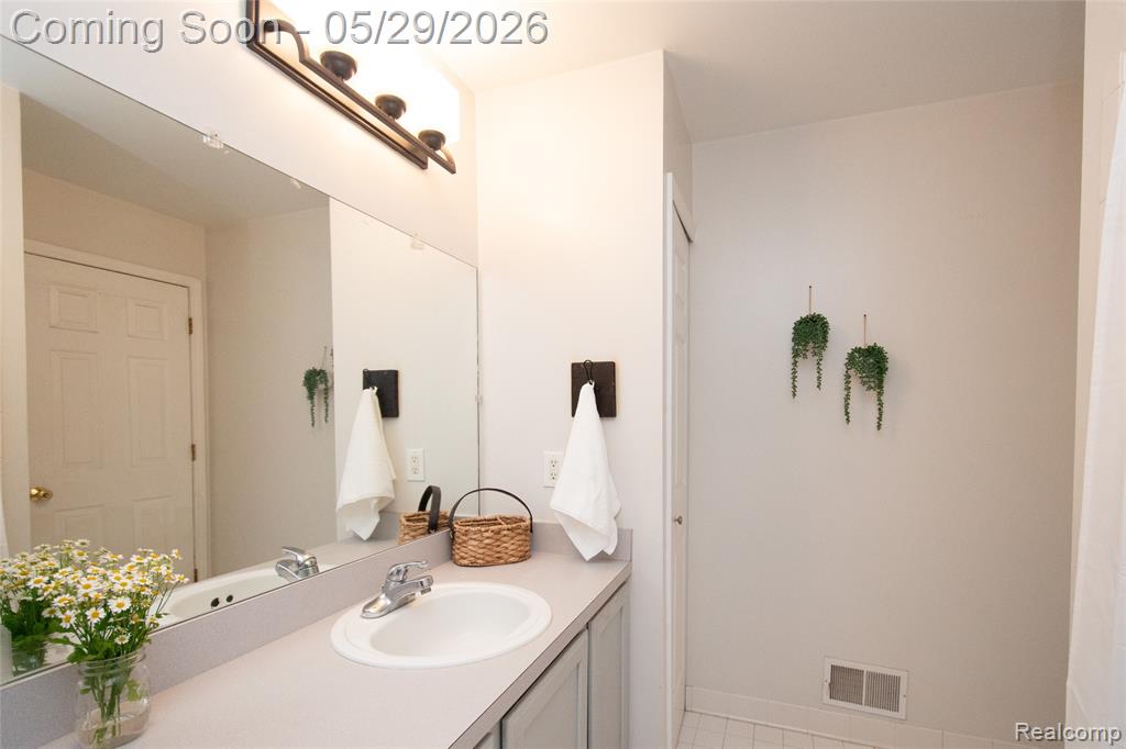 29931 Rosslyn Avenue, Garden City, MI — Photo 21