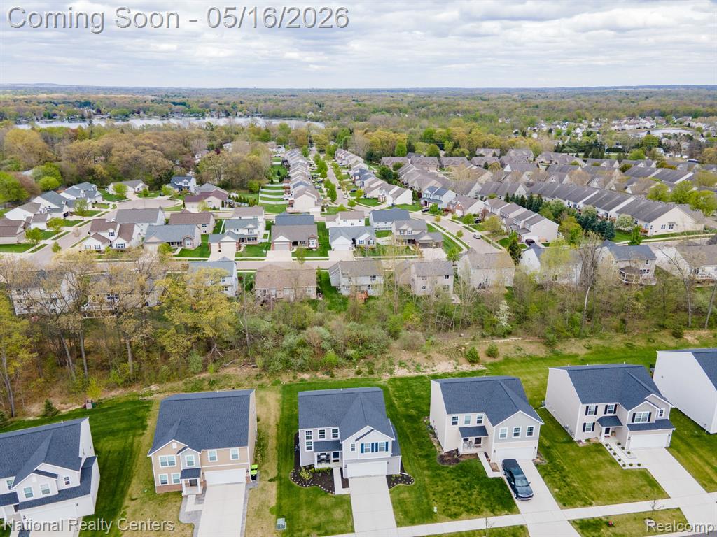 257 Sandhill Court, White Lake, MI — Photo 36