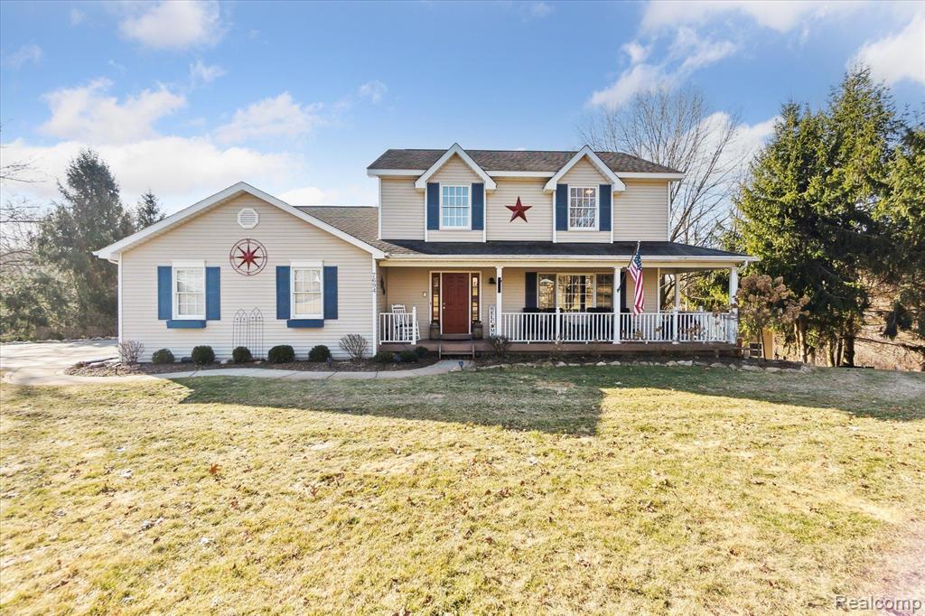 7694 THUNDER BAY Drive, Pinckney, MI 48169 — Photo 4