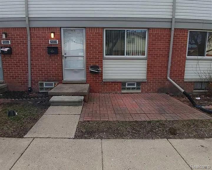 224 S SE Kenbrook Street, Grand Rapids, MI, 49548