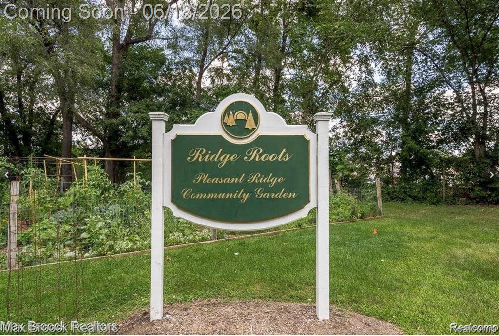 44 Kensington Boulevard, Pleasant Ridge, MI — Photo 45