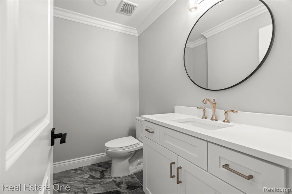 48556 Harbor Drive, Chesterfield, MI 48047 — Photo 27
