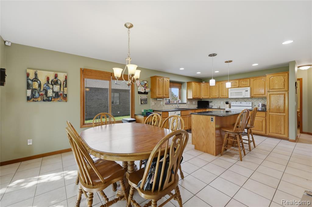 35724 Saint Clair Drive, New Baltimore, MI 48047 — Photo 16