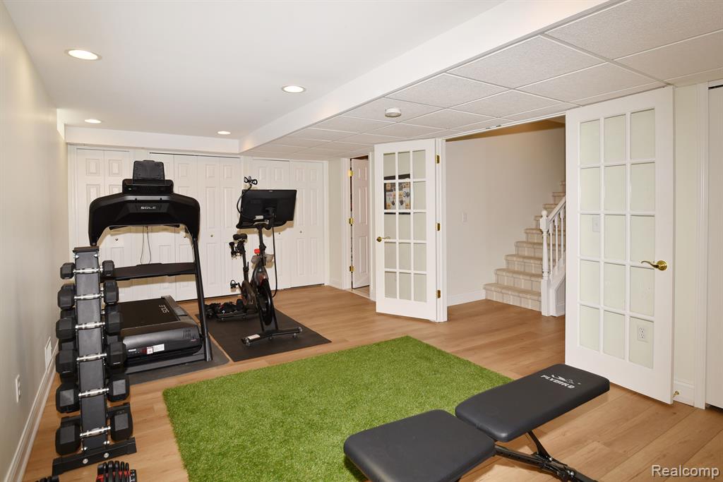 8284 BROOKSTONE Lane, Clarkston, MI 48348 — Photo 32